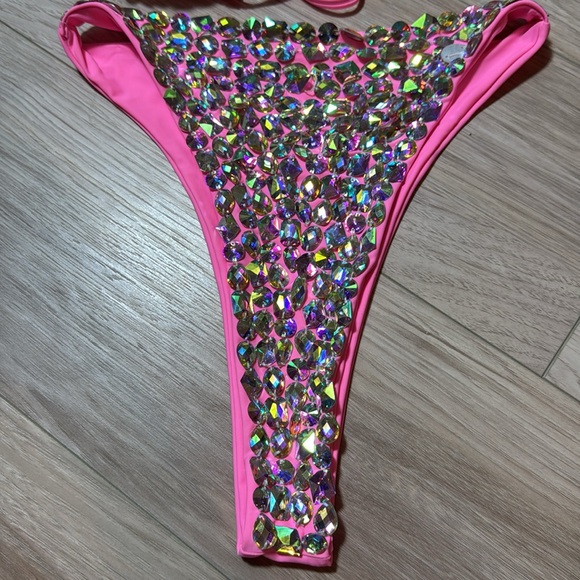 Pink Rhinestone Rave Set - Picture 3 of 4